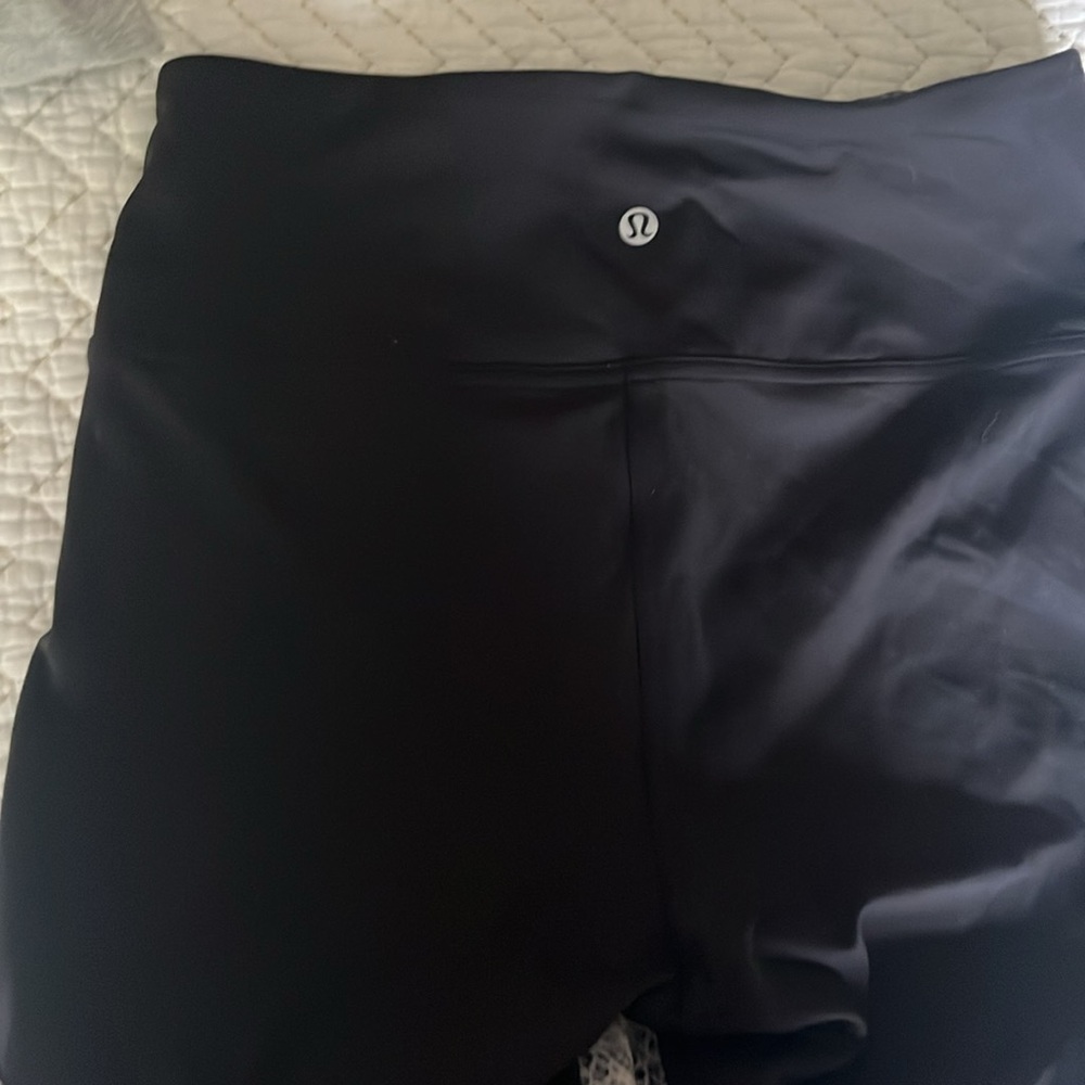Lululemon Black and White Patterned Leggings - Picture 3 of 3